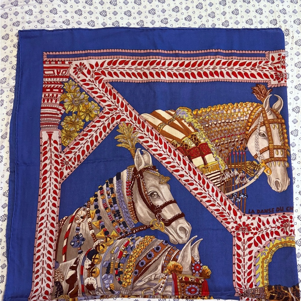 SOLDDDDD!!!! Hermès Scarf Danse du Cheval Marwari by Annie Faivre